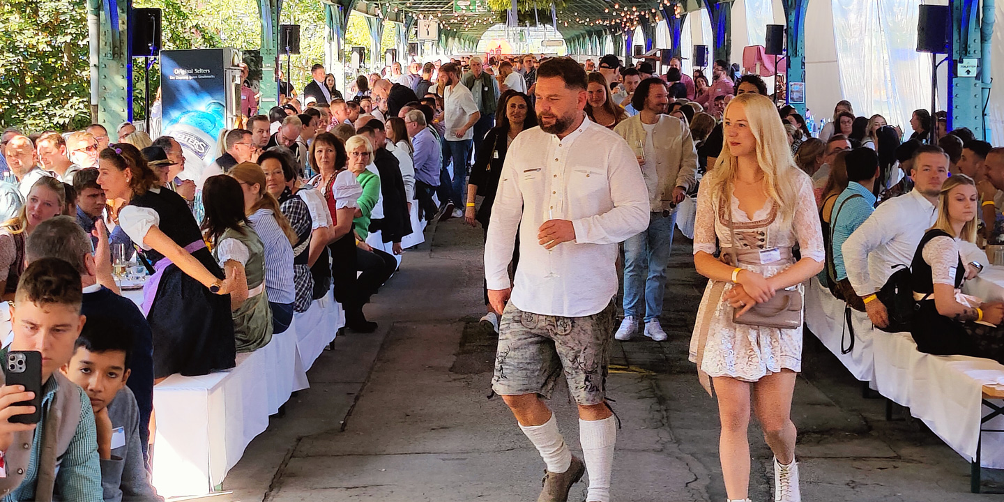 Hochzeiten & Feiern